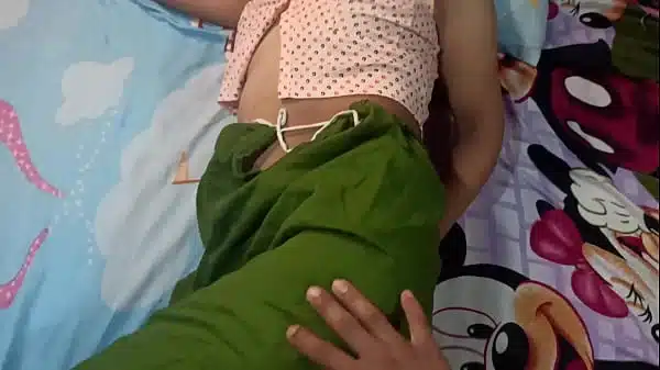 Desi Bhabhi Doggy Style Hardcore Sex with Her Husbands friend, Indian Chubby Bhabhi Hairy Pussy Fuck