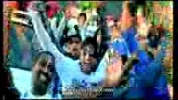 Dhinka Chika – (Ready (2011) – (PunjabiMob.Com)