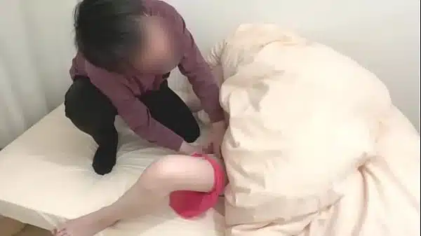 これが20代素人カップルの中出しSEX動画 日常の営みを覗き見する映像です..Japanese amateur hentai