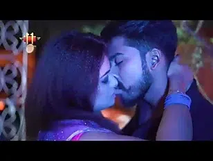 Gali Me Aaj Chand Nikla – New moon arise – full movie