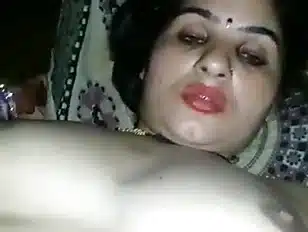Indian aunty enjoying nude sex