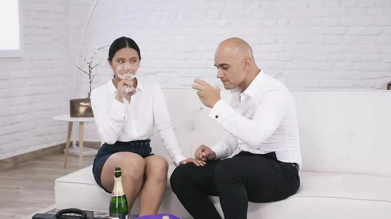 May Thai, the Italian Asian sucks cock and gets fucked by Christian Clay