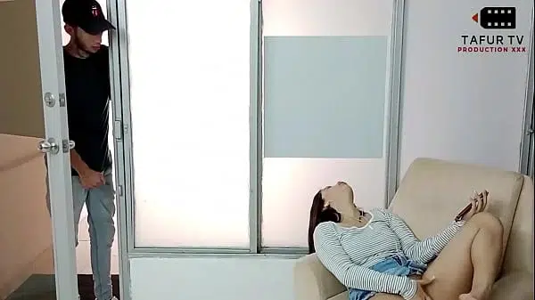 que rico!!! garganta profunda y la leche directo a la garganta de mi madrastra