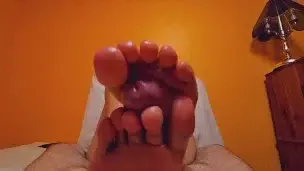 Cute Teen Red toes Gives me a perfect Footjob 变态美足足交丝袜