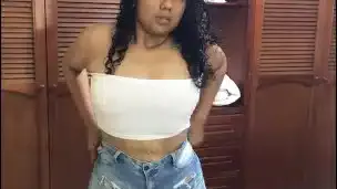 I make a video for my lover changing clothes.