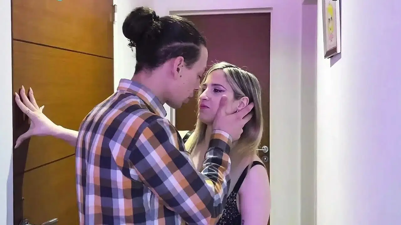 He Gives His Wife to Pay a Debt – DivinaMaruuu X Jorge Woh X Burning Blue