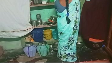 Indian student with aunty sex in home